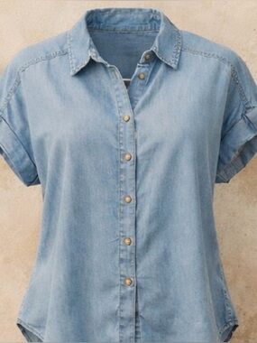 Chambray Button Down Top Tencel Blue Short Sleeve Lightweight